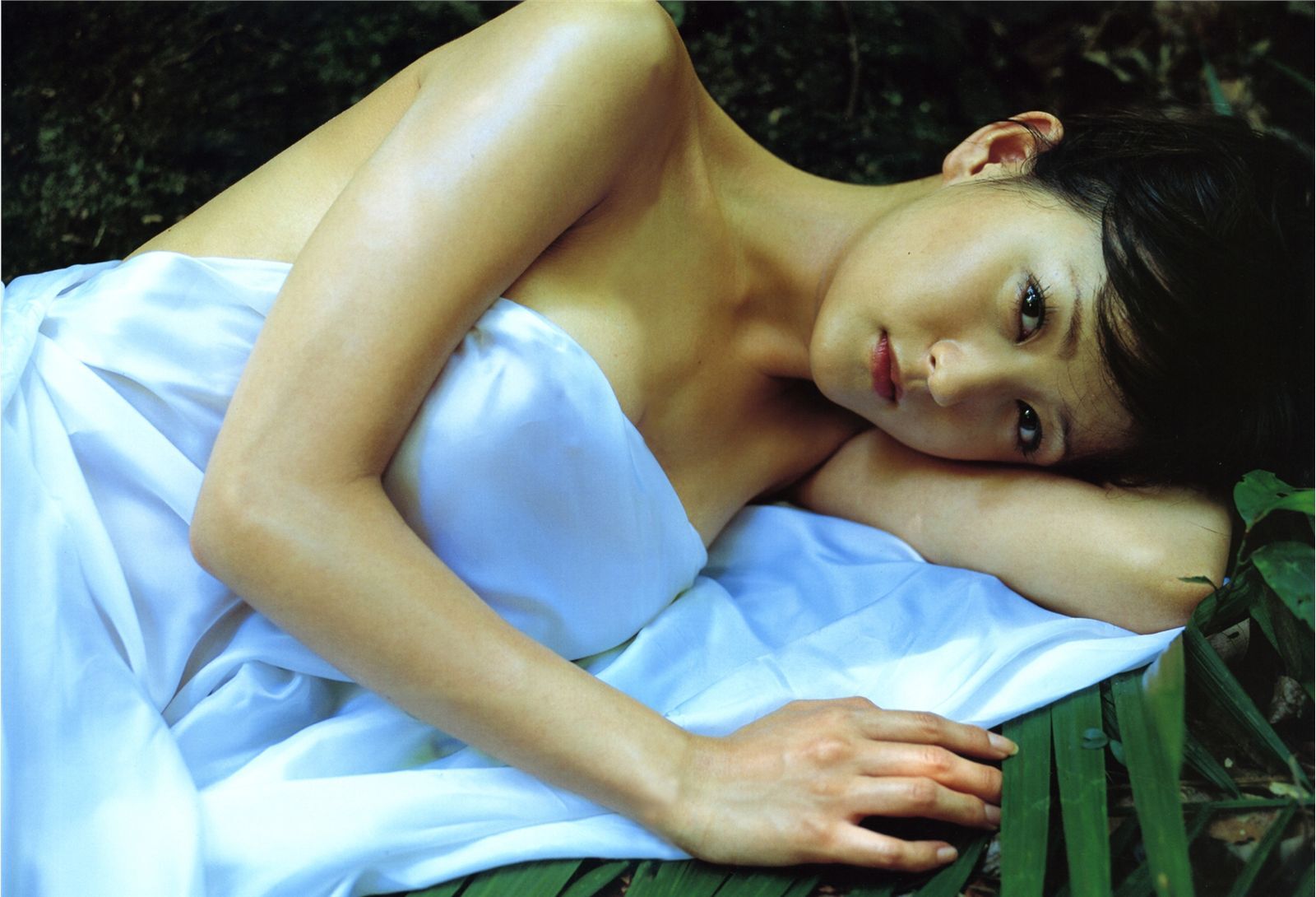 [唯美写真] 小松彩夏 Ayaka Komatsu《Moon Doll》